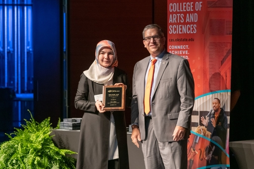 Dr. Esra Akbas receives Junior faculty Award in the Natural Science pillar 